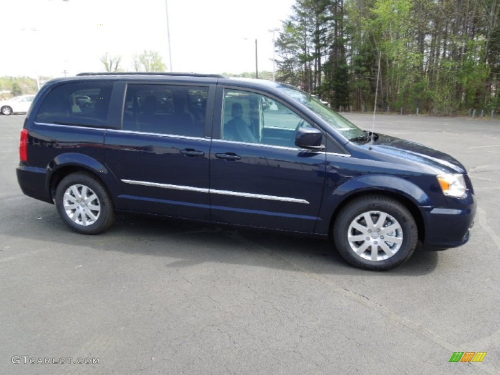 True Blue Pearl 2012 Chrysler Town & Country Touring Exterior Photo #62836680