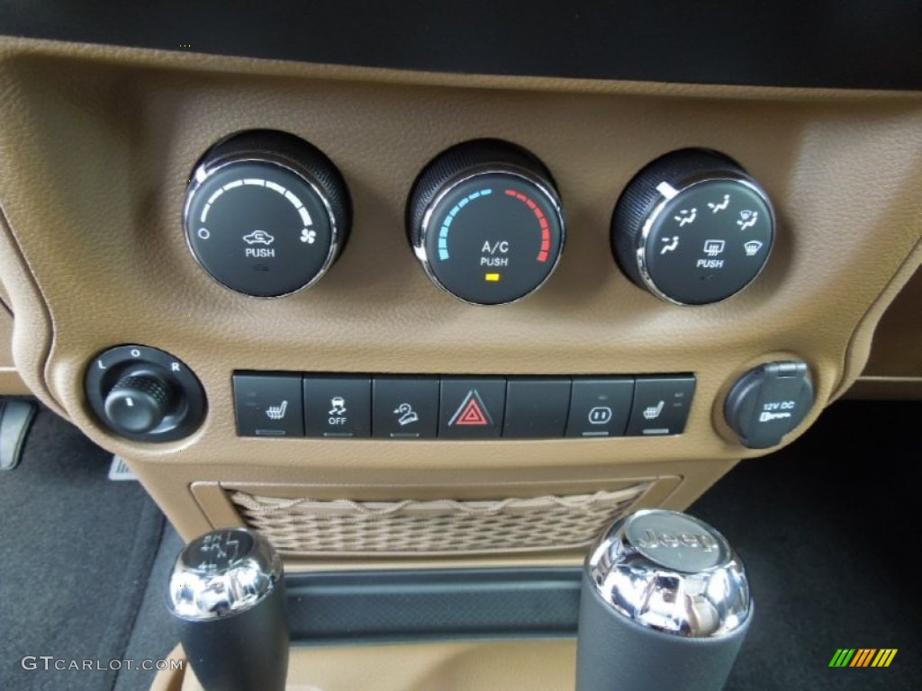 2012 Jeep Wrangler Unlimited Sahara 4x4 Controls Photo #62836917