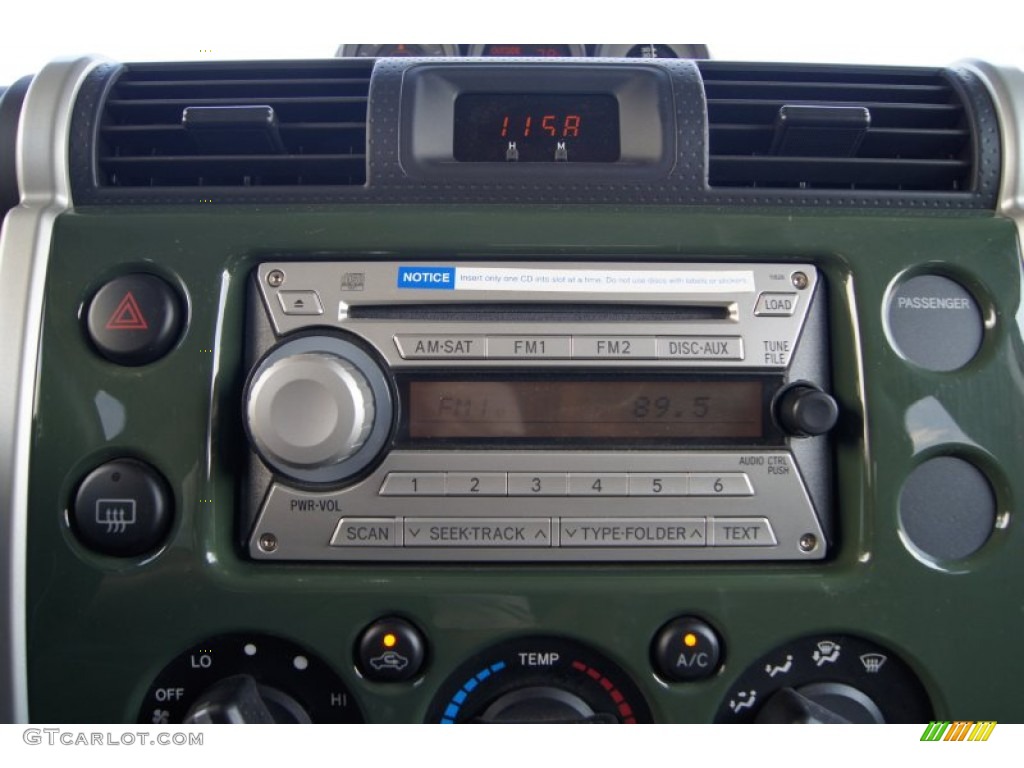 2010 Toyota FJ Cruiser 4WD Audio System Photo #62837091