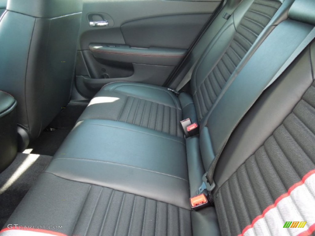 2012 Avenger R/T - Black / Black/Silver/Red photo #17