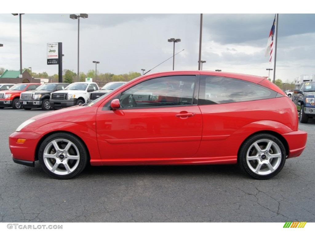 2004 Focus SVT Coupe - Infra-Red / Black/Red photo #5