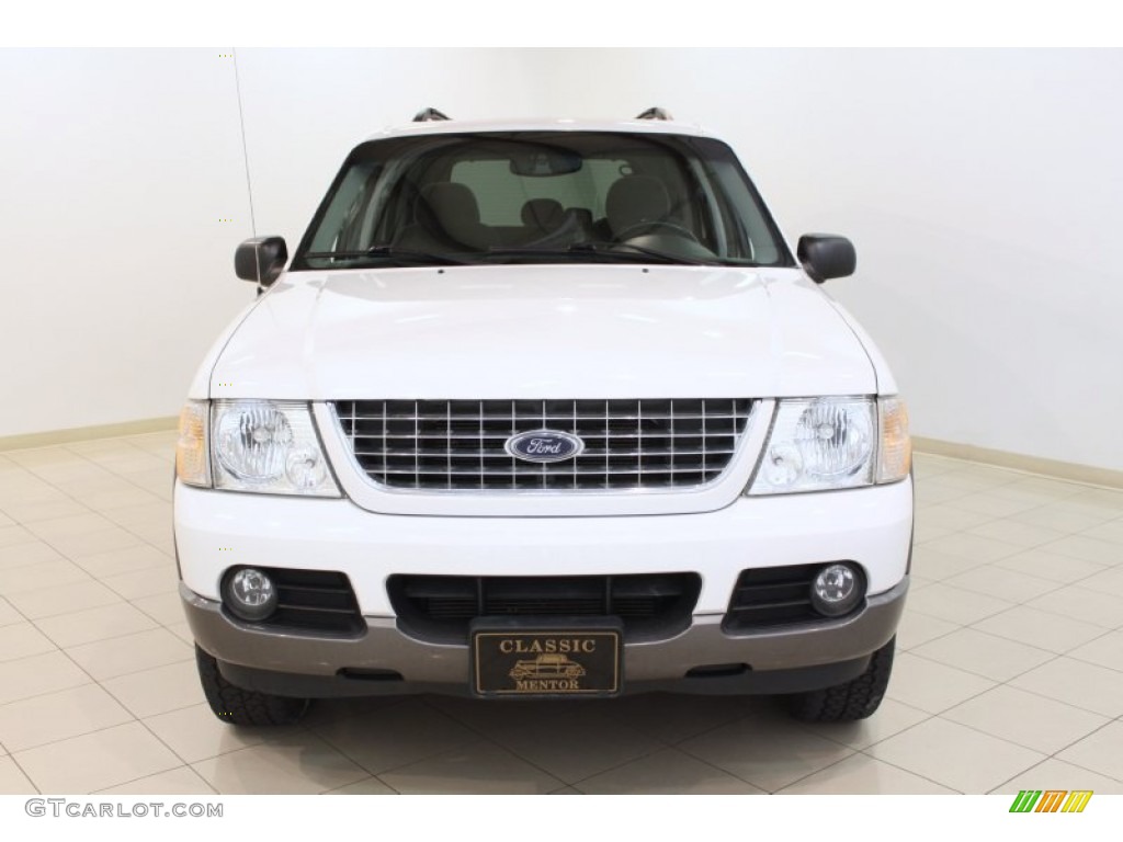 2003 Explorer XLT 4x4 - Oxford White / Graphite Grey photo #2