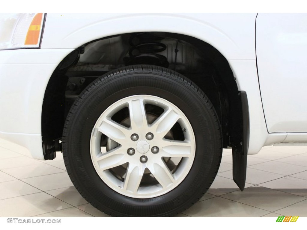 2011 Mitsubishi Endeavor LS Wheel Photo #62839035