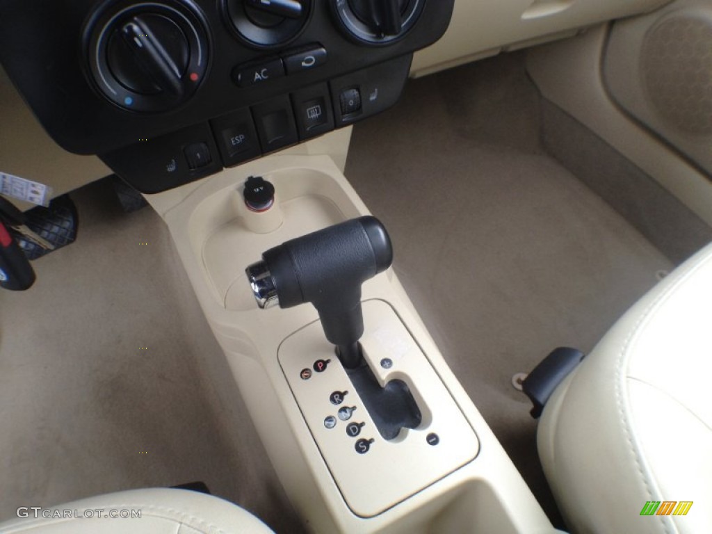2009 Volkswagen New Beetle 2.5 Convertible 6 Speed Tiptronic Automatic Transmission Photo #62843073