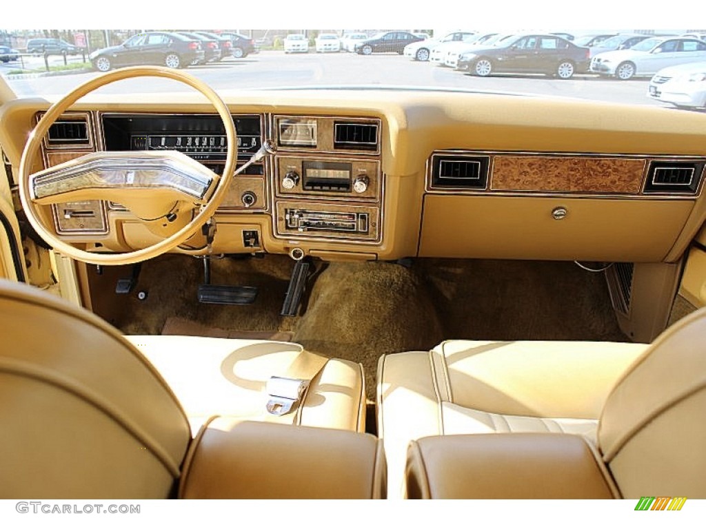 1978 Ford LTD Wagon Camel Dashboard Photo #62843458