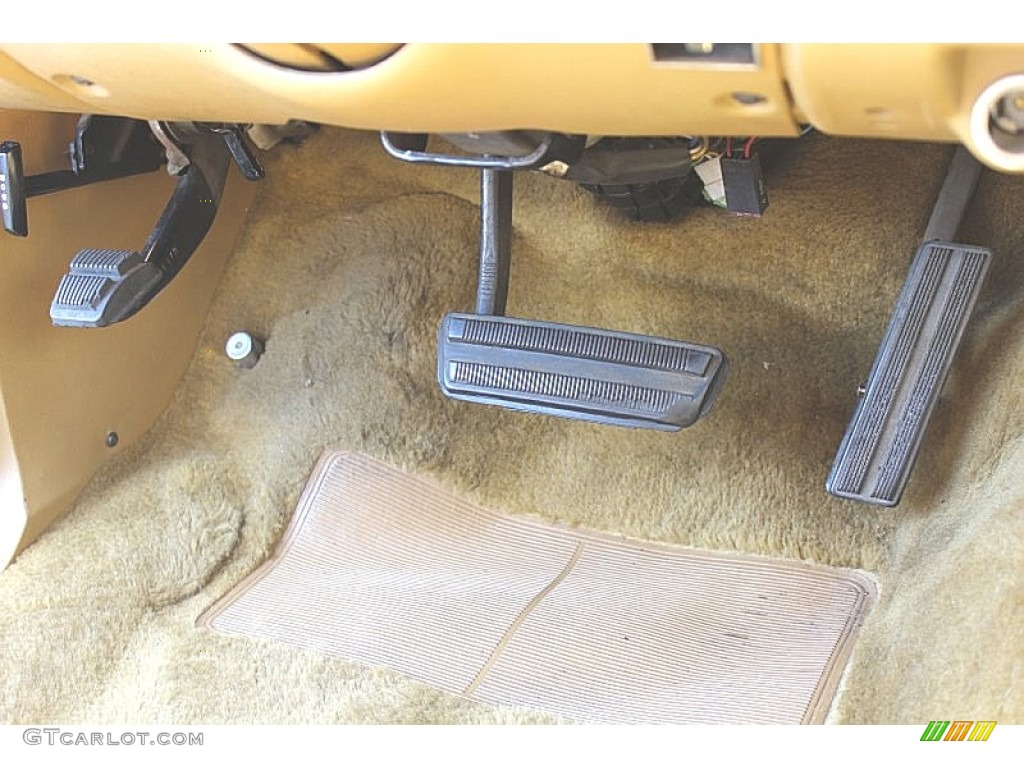 1978 Ford LTD Wagon Controls Photo #62843497