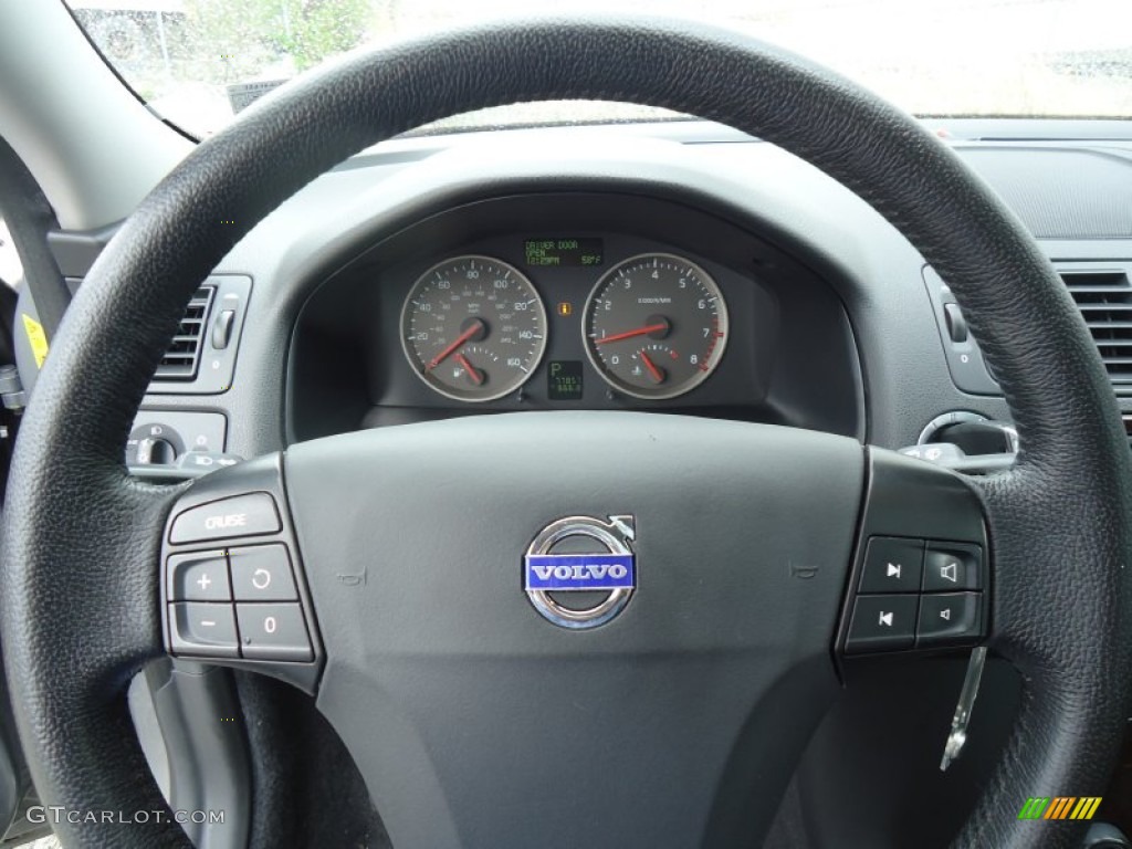 2006 Volvo V50 2.4i Off Black Steering Wheel Photo #62845528