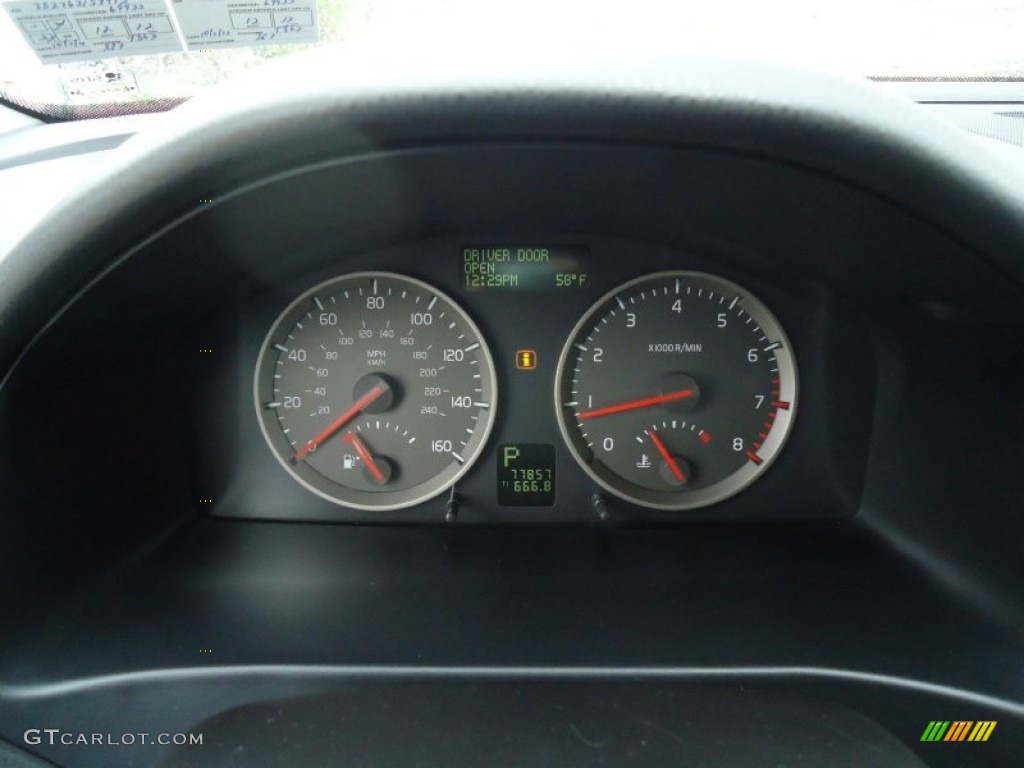 2006 Volvo V50 2.4i Gauges Photos