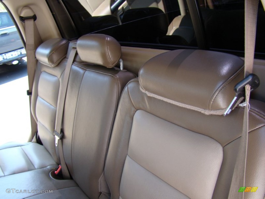 2005 Explorer Sport Trac Adrenalin - Black Clearcoat / Medium Dark Flint photo #13