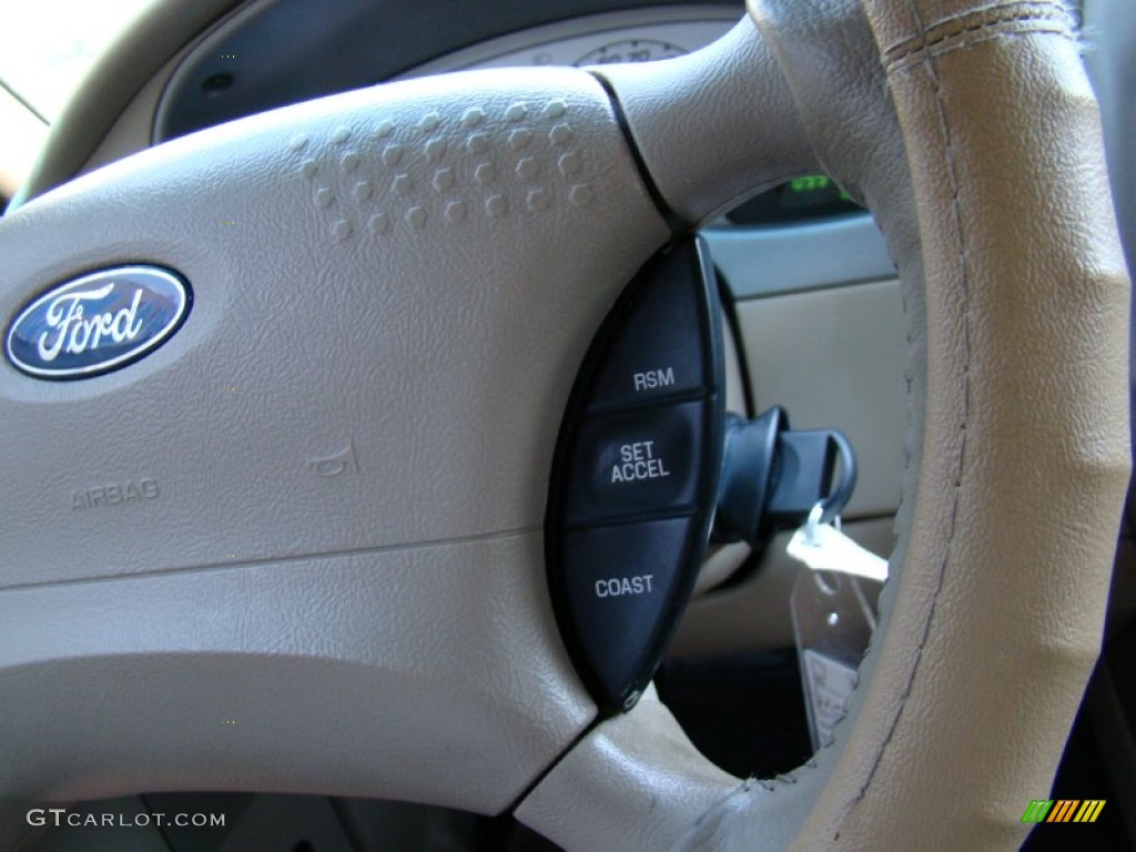 2005 Explorer Sport Trac Adrenalin - Black Clearcoat / Medium Dark Flint photo #25