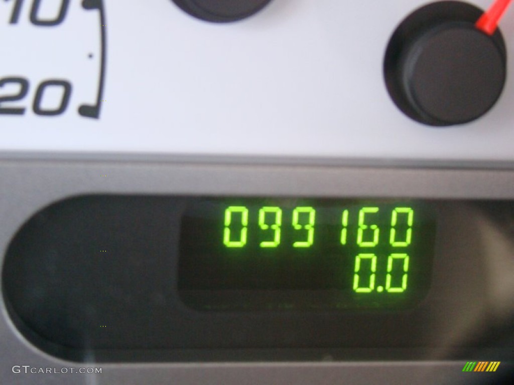 2005 Explorer Sport Trac Adrenalin - Black Clearcoat / Medium Dark Flint photo #27