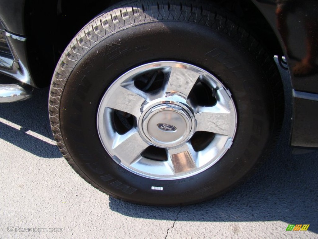 2005 Explorer Sport Trac Adrenalin - Black Clearcoat / Medium Dark Flint photo #30