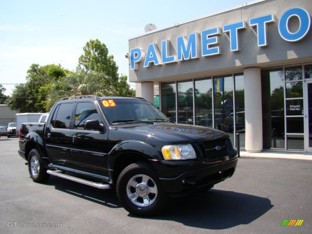 2005 Explorer Sport Trac Adrenalin - Black Clearcoat / Medium Dark Flint photo #31