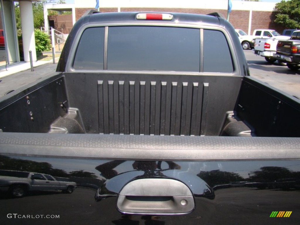 2005 Explorer Sport Trac Adrenalin - Black Clearcoat / Medium Dark Flint photo #34