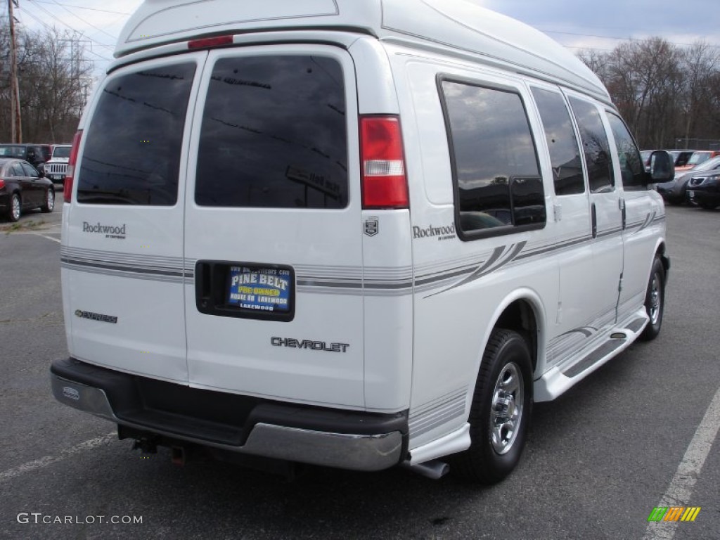 2003 Express 1500 Passenger Conversion Van - Summit White / Medium Dark Pewter photo #4