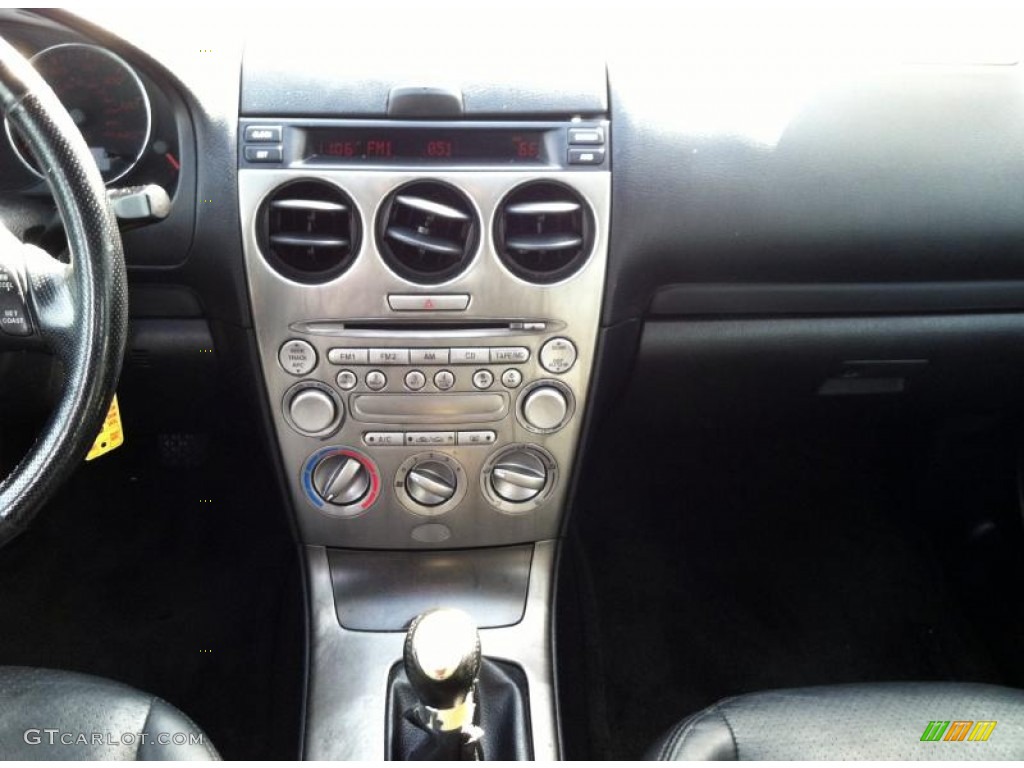 2003 MAZDA6 i Sedan - Satin Silver Metallic / Black photo #25