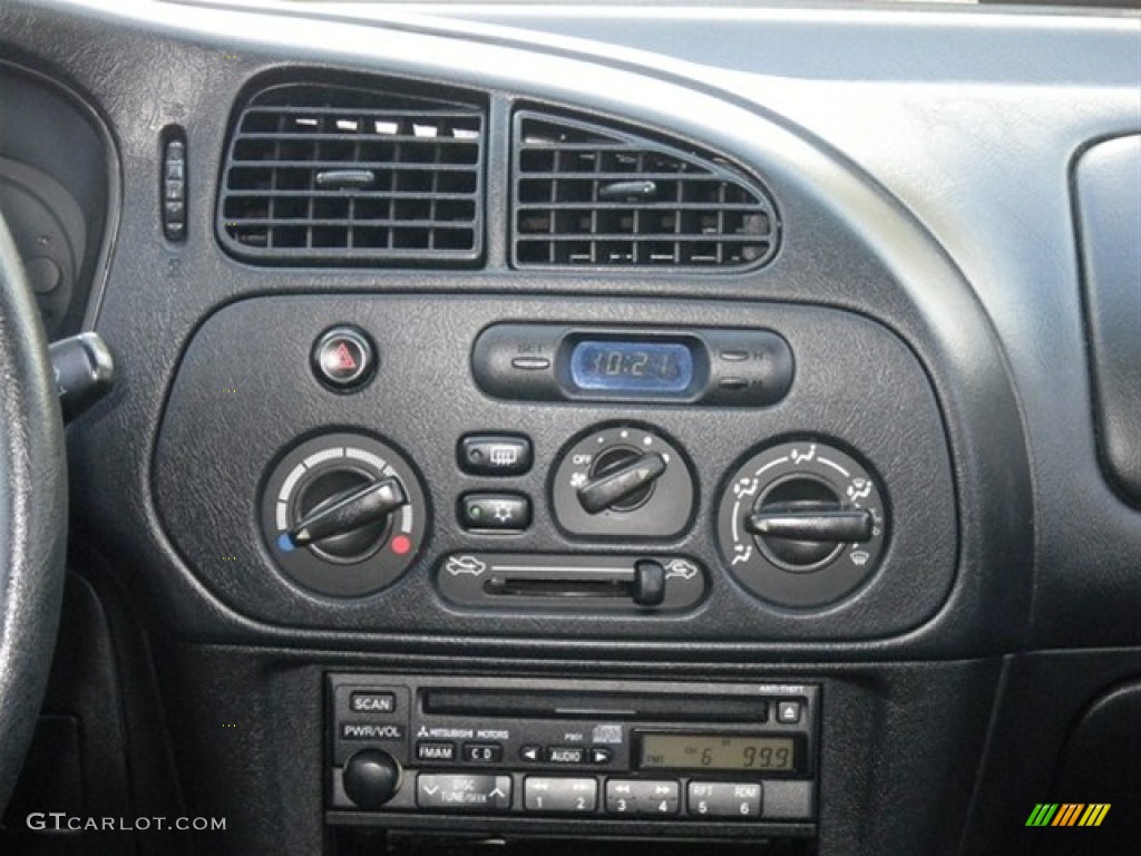 2000 Mitsubishi Mirage DE Coupe Controls Photo #62849788