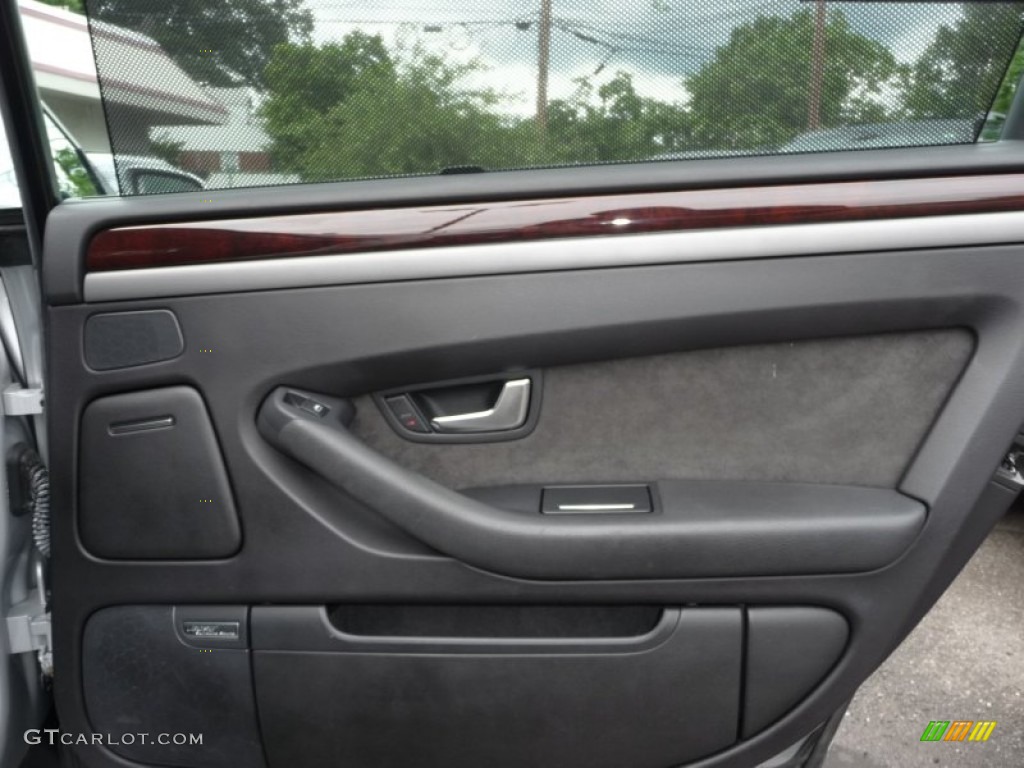 2004 Audi A8 L 4.2 quattro Door Panel Photos