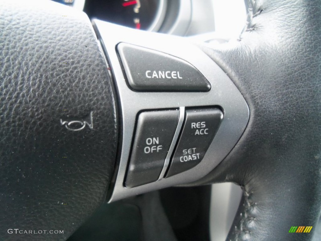 2011 Suzuki Grand Vitara Limited 4x4 Controls Photo #62852692