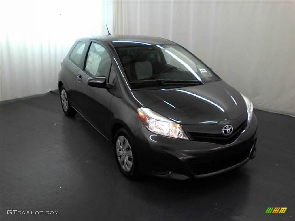 2012 Yaris L 3 Door - Magnetic Gray Metallic / Ash Gray photo #1