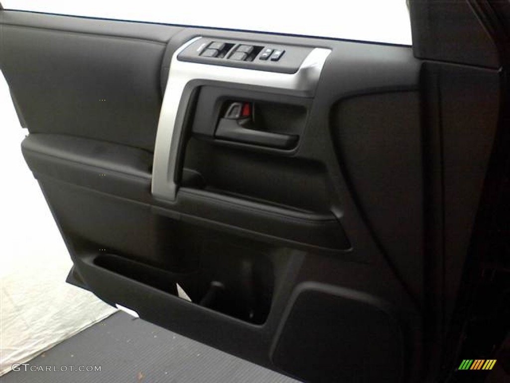 2012 4Runner Limited 4x4 - Black / Black Leather photo #11