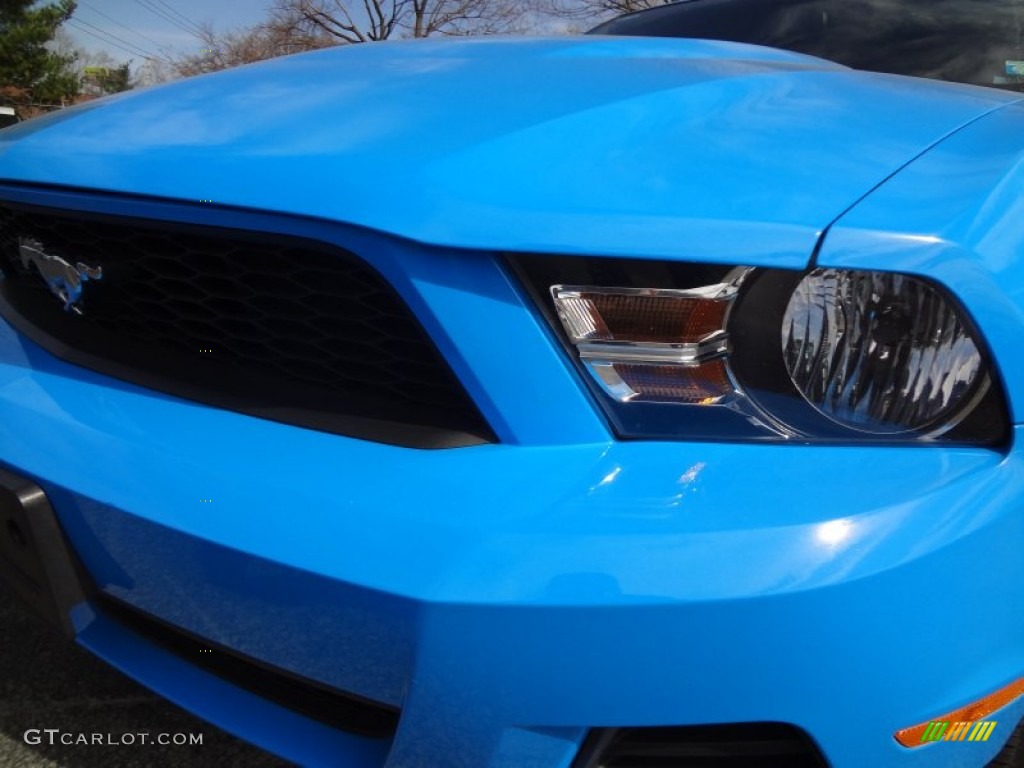 2011 Mustang V6 Convertible - Grabber Blue / Charcoal Black photo #6