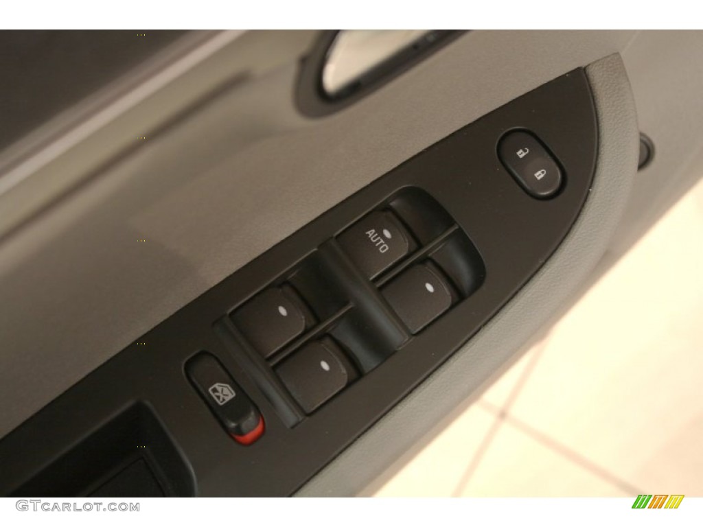 2009 Aura XE - Techno Gray / Gray photo #6