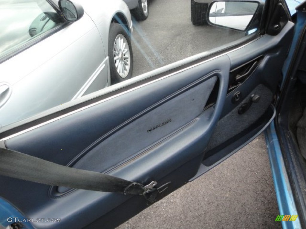 1992 Cavalier VL Coupe - Light Sapphire Blue Metallic / Blue photo #9