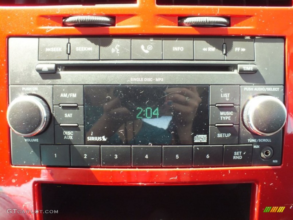 2009 Dodge Caliber SXT Audio System Photo #62869034