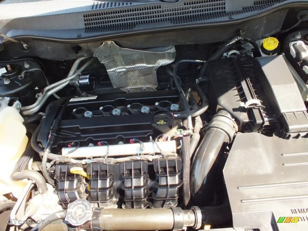 2009 Dodge Caliber SXT 2.0 Liter DOHC 16-Valve Dual VVT 4 Cylinder Engine Photo #62869163
