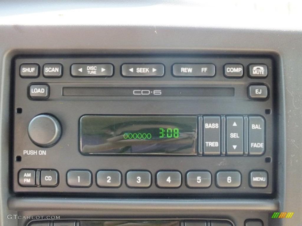 2005 Ford Excursion Limited Audio System Photos