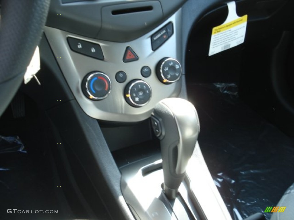 2012 Chevrolet Sonic LS Sedan Controls Photo #62871683