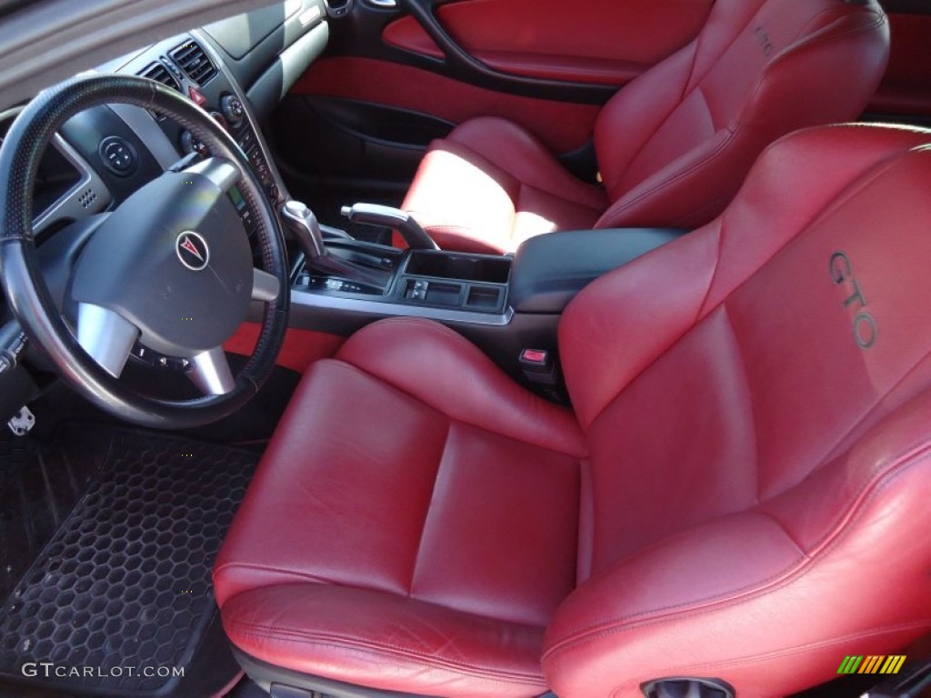 Red Interior 2005 Pontiac GTO Coupe Photo #62873339
