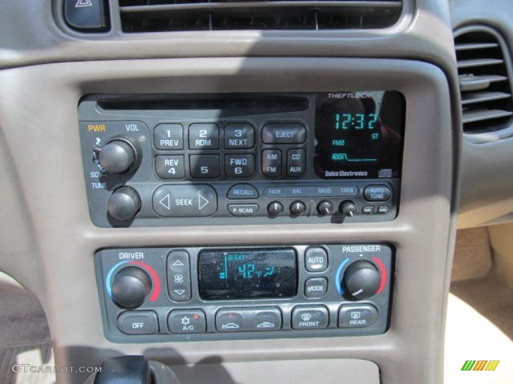 2003 Chevrolet Corvette 50th Anniversary Edition Coupe Controls Photos