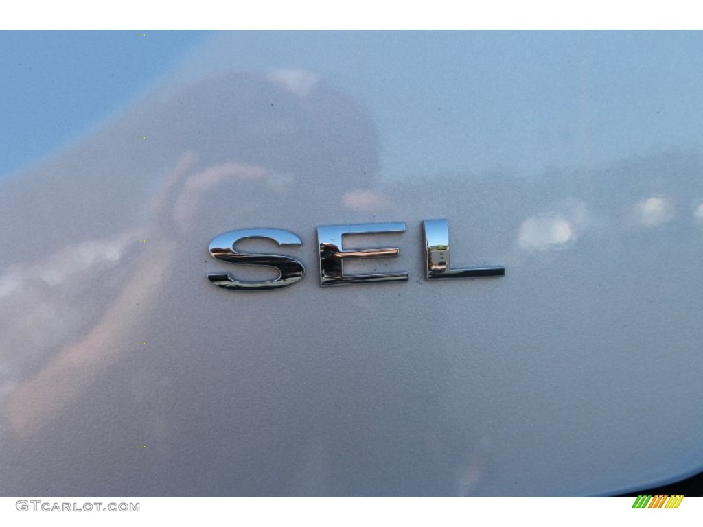 2012 Ford Focus SEL Sedan Marks and Logos Photos