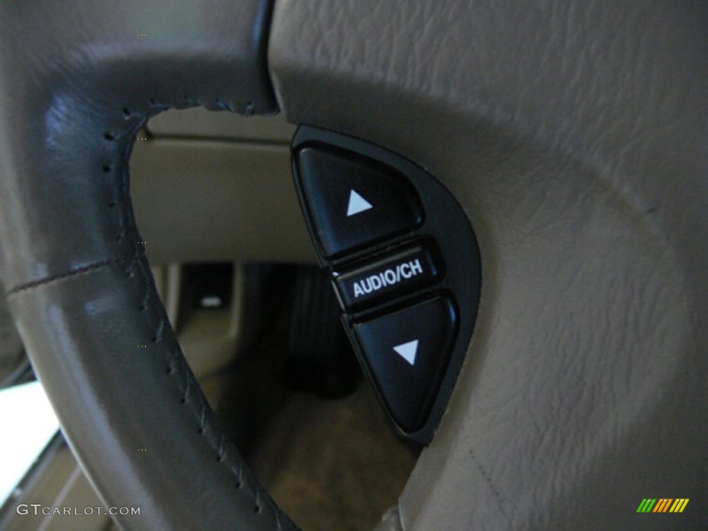 1999 Acura CL 2.3 Controls Photo #62875476