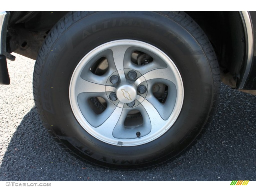 1999 Chevrolet Blazer LS Wheel Photos