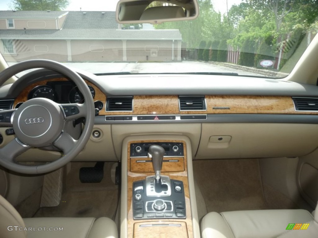 2005 A8 4.2 quattro - Night Blue Pearl / Beige photo #9
