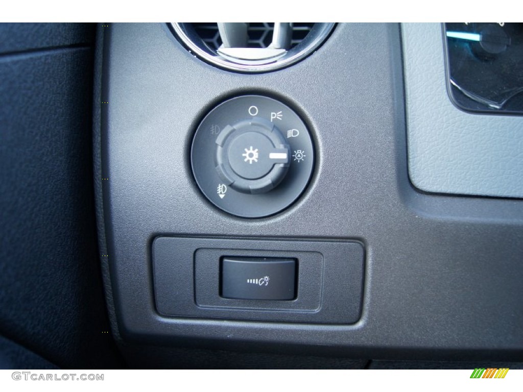 2012 F150 XLT SuperCab 4x4 - Dark Blue Pearl Metallic / Steel Gray photo #34