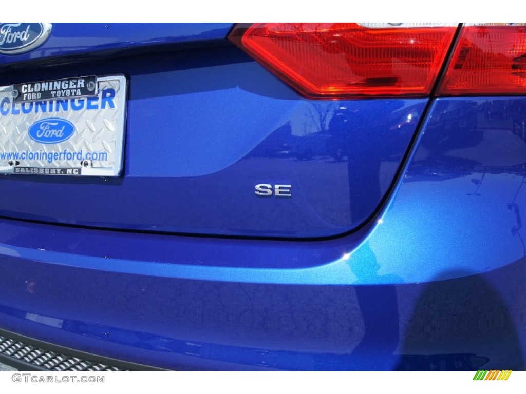 2012 Focus SE Sedan - Sonic Blue Metallic / Charcoal Black photo #15