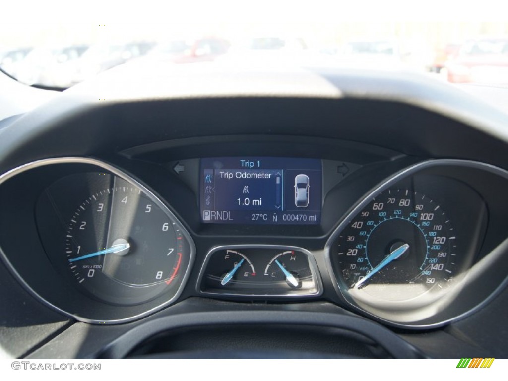 2012 Focus SE Sedan - Sterling Grey Metallic / Charcoal Black photo #20