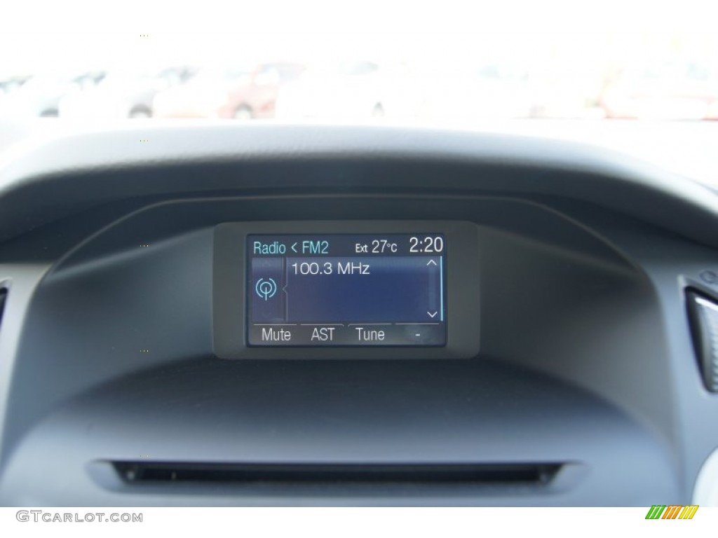 2012 Focus SE Sedan - Sterling Grey Metallic / Charcoal Black photo #24