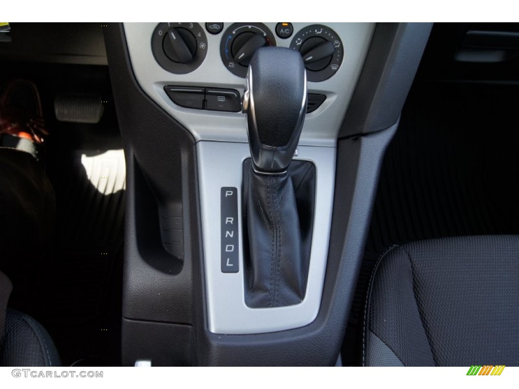 2012 Focus SE Sedan - Sterling Grey Metallic / Charcoal Black photo #27