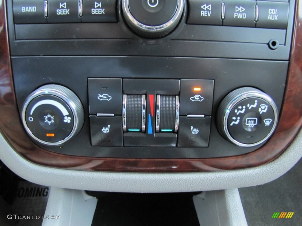 2007 Chevrolet Impala LT Controls Photo #62879845