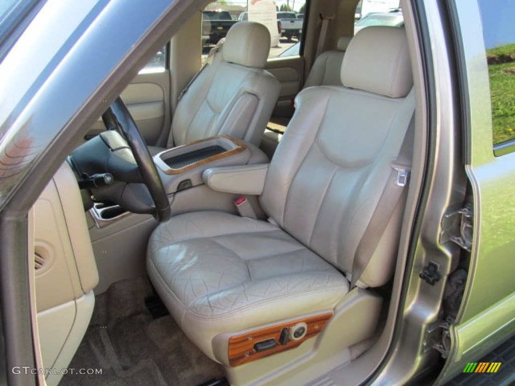 Tan/Neutral Interior 2003 Chevrolet Suburban 2500 LT 4x4 Photo #62882693