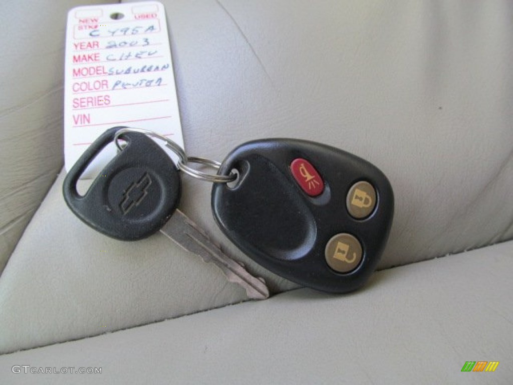 2003 Chevrolet Suburban 2500 LT 4x4 Keys Photo #62882837