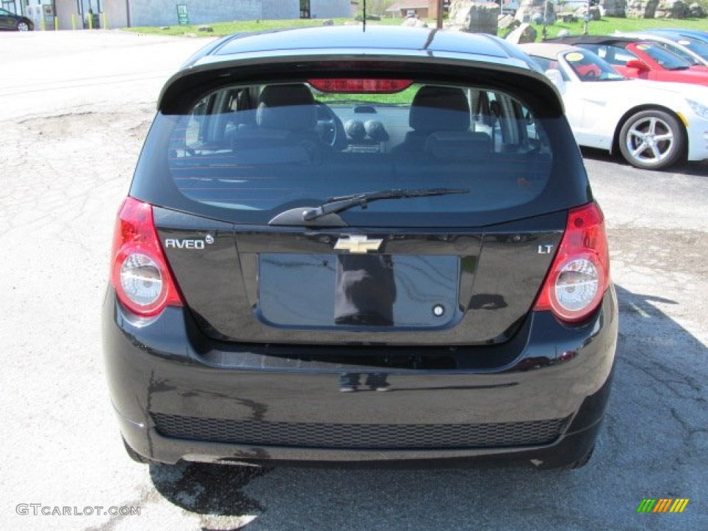 2010 Aveo Aveo5 LT - Black Granite / Charcoal photo #6