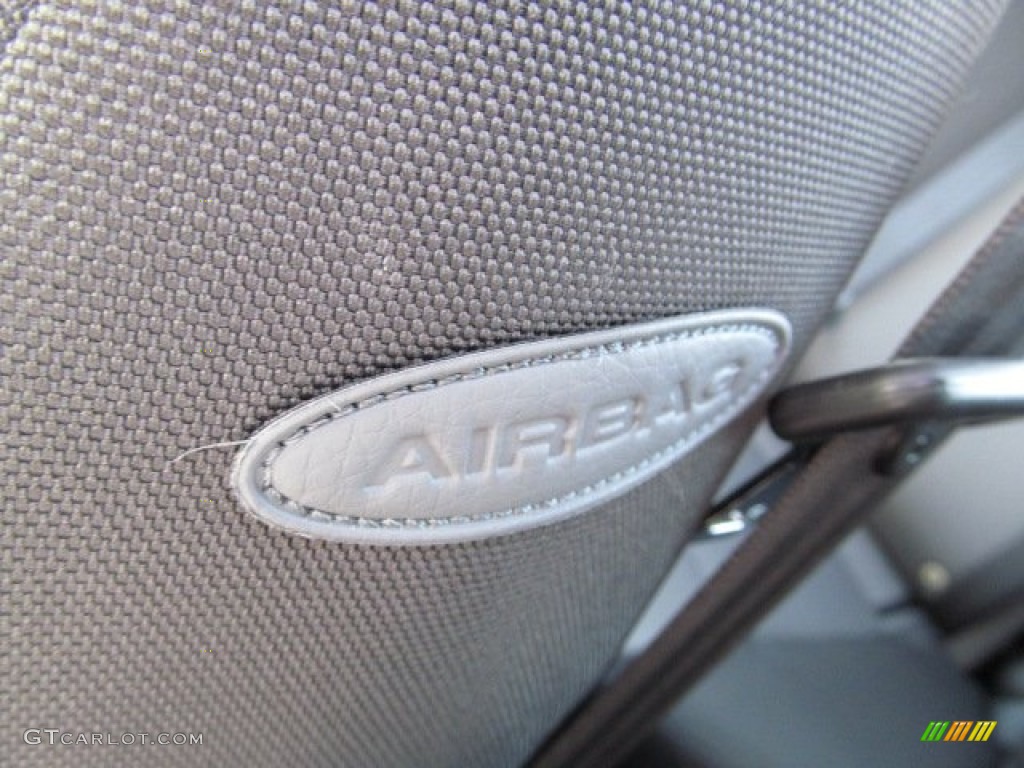 2010 Aveo Aveo5 LT - Black Granite / Charcoal photo #13