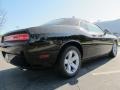 Pitch Black - Challenger SXT Photo No. 3