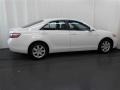 Super White - Camry LE Photo No. 17